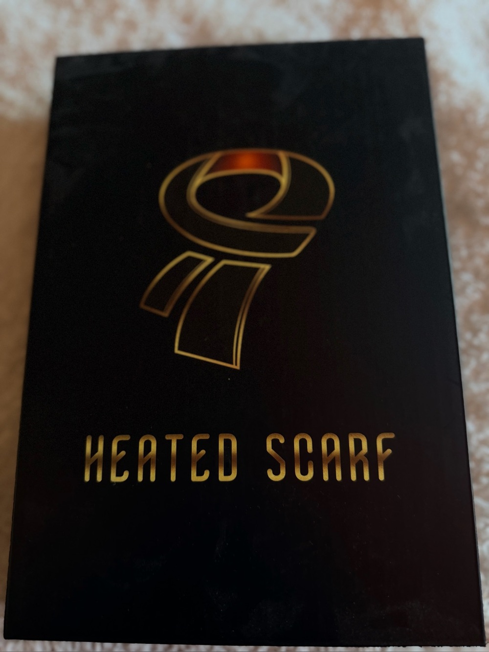 Heated Scarf New In Box - Picture 6 of 7